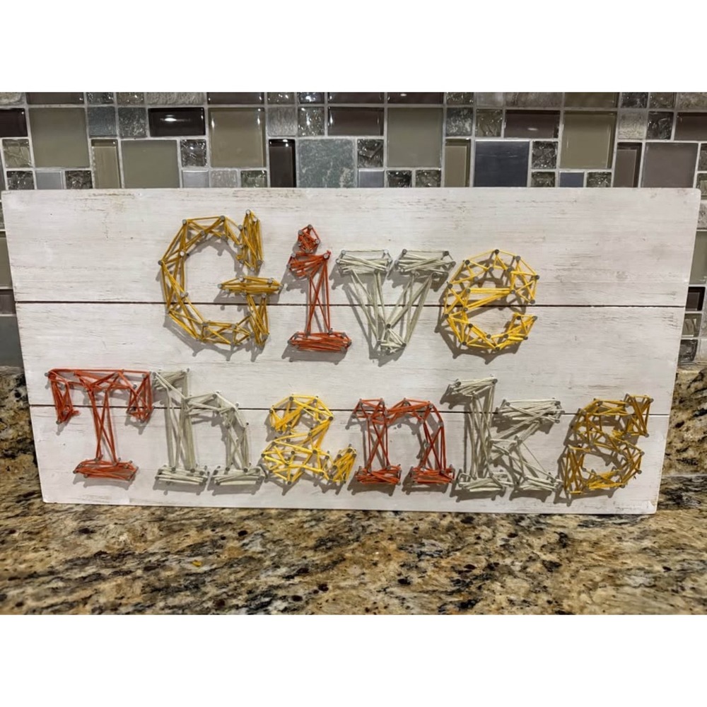 Give Thanks Fall / Thanksgiving Decor Wooden String Art Sign 20" L * 10" T